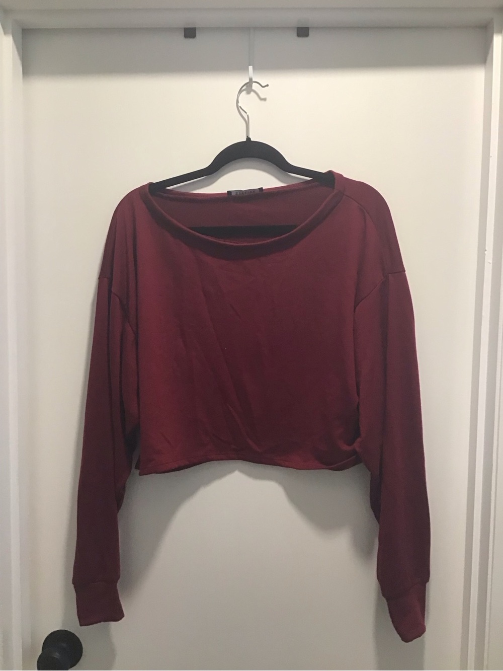 Cropped Long-Sleeve Top in Burgundy